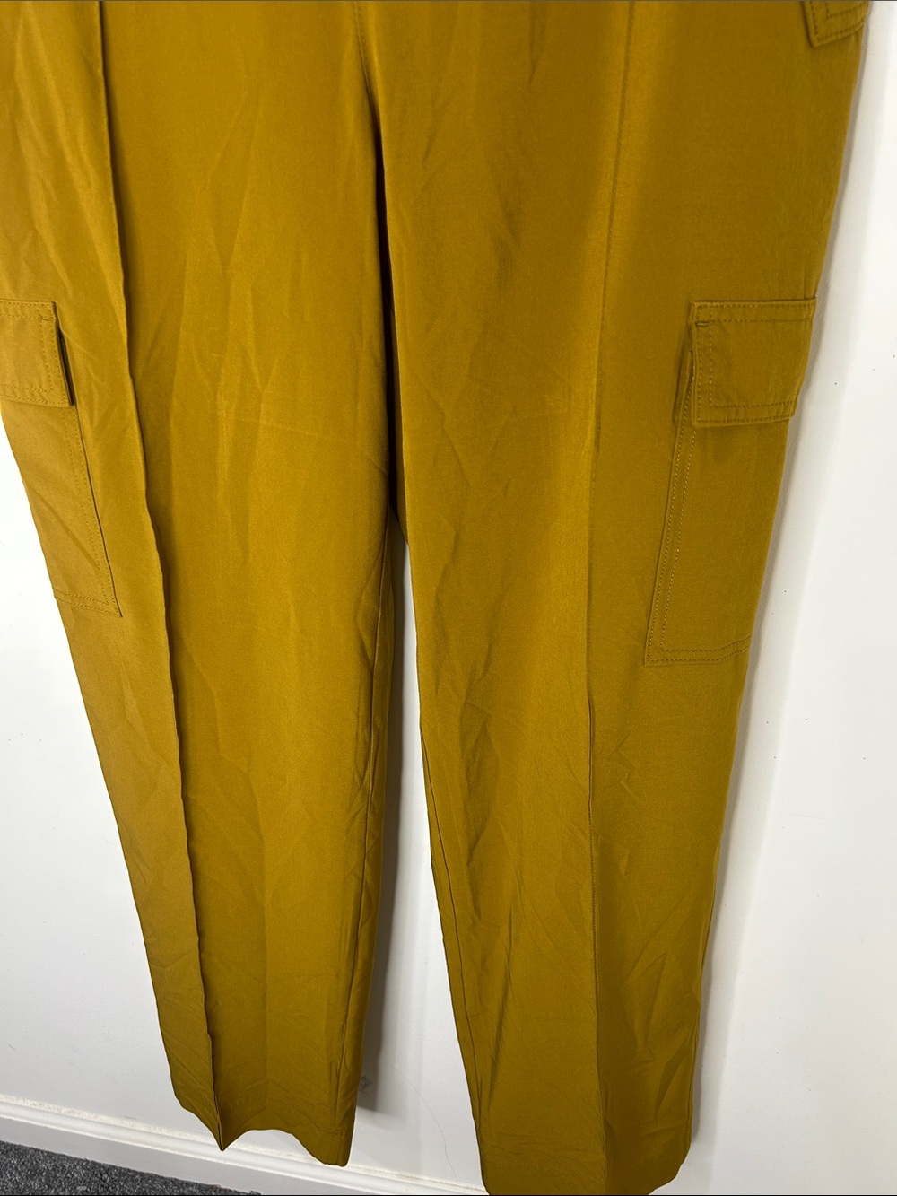 ATHLETA Vienna Cargo Pant Casual Travel Career in Brass Yellow Size 8 - Picture 9 of 14